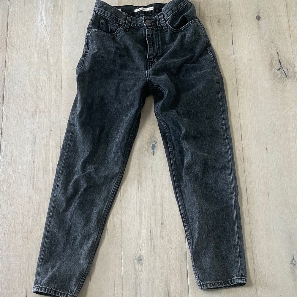 Levi’s Premium Mom Jeans Faded Black Acid Wash Y2K Size 25